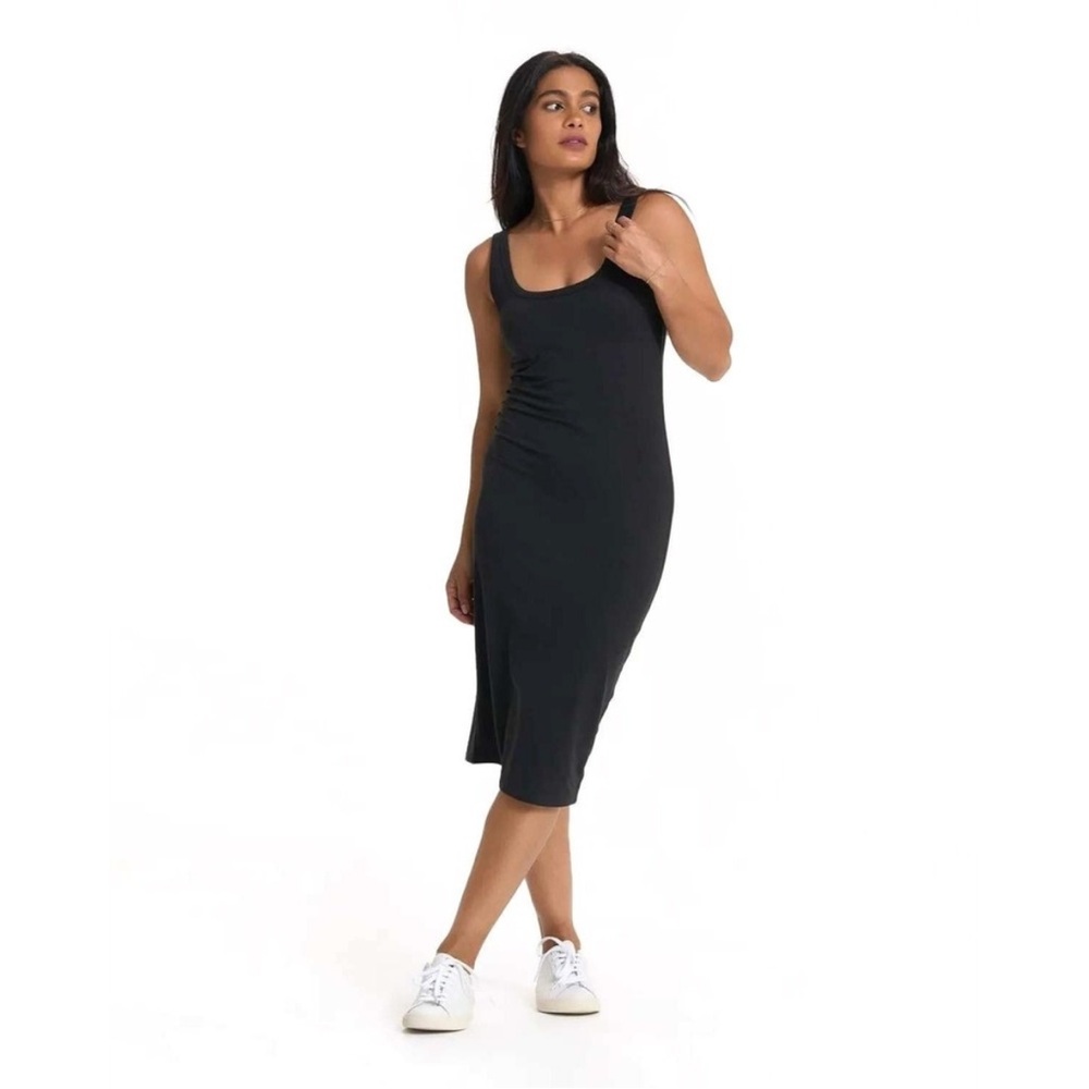 Vuori Halo essentials tank dress